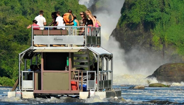 Boat cruise in Murchisonfalls
